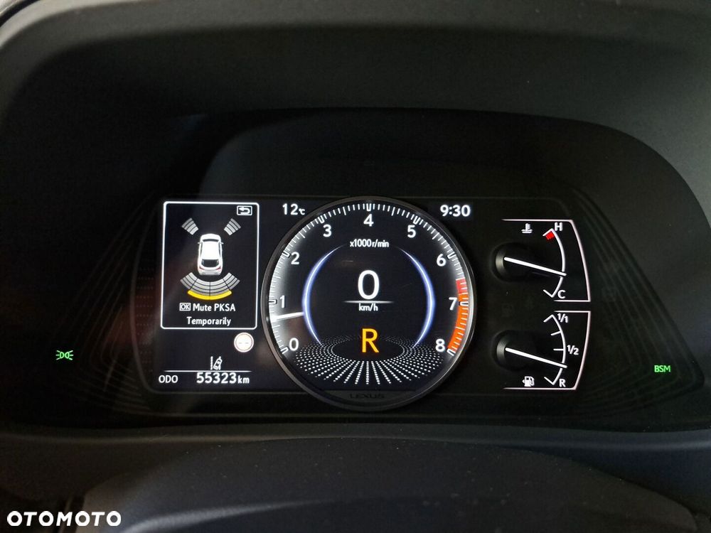 Lexus UX - 34