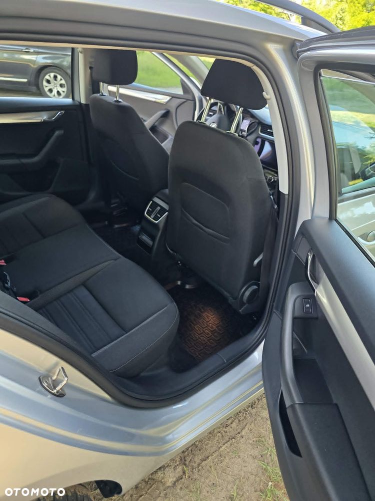 Skoda Octavia 1.5 TSI ACT Active - 13