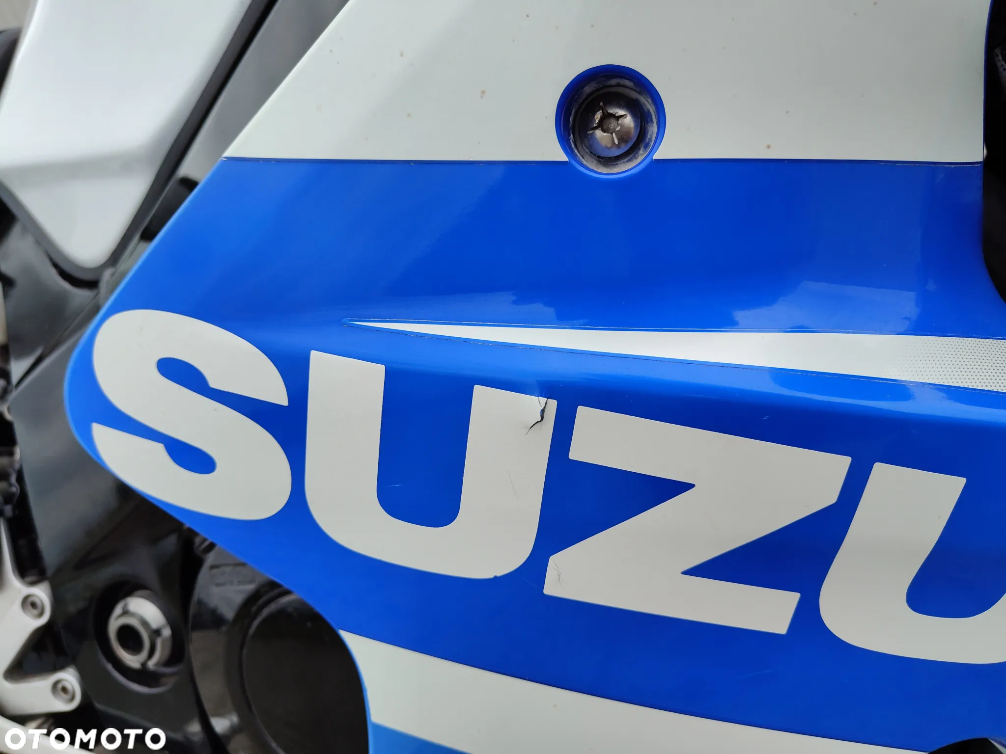 Suzuki GSX-R - 15
