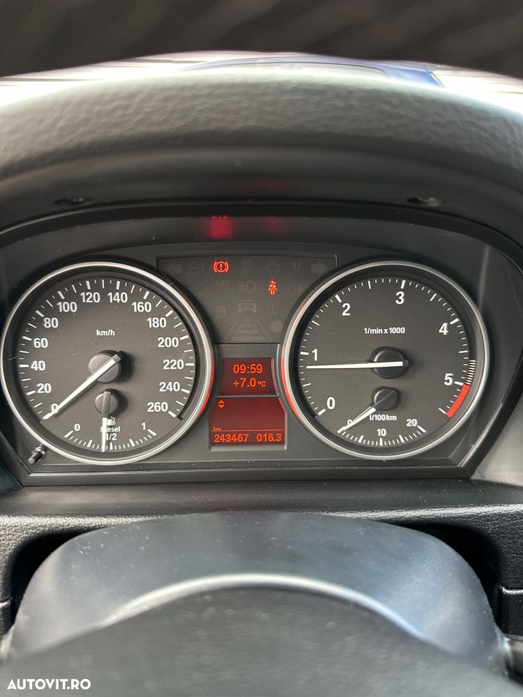 BMW X1 sDrive16d - 17