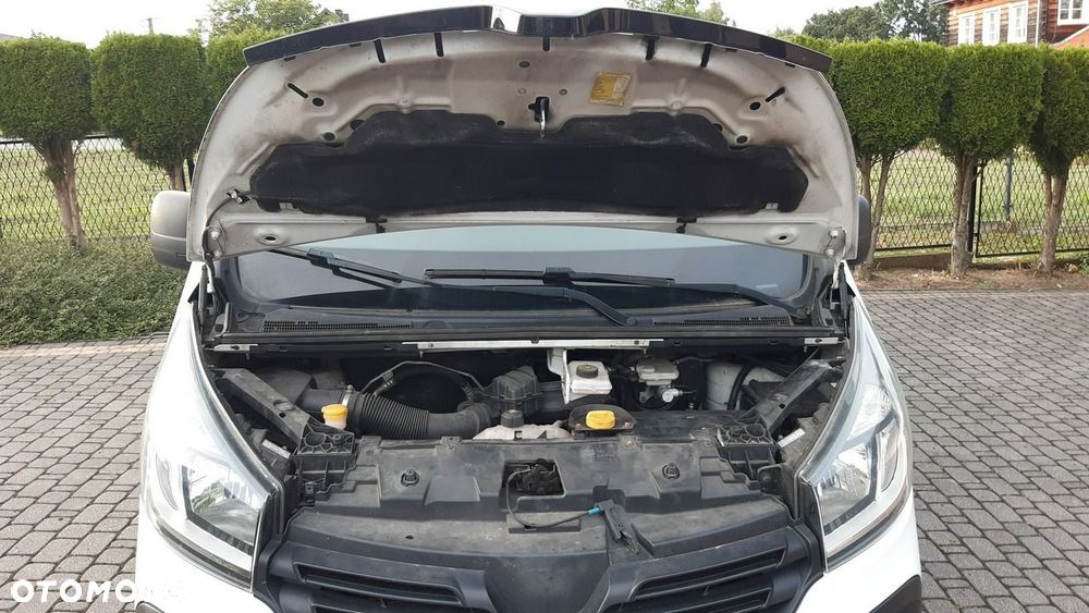 Renault Trafic - 15