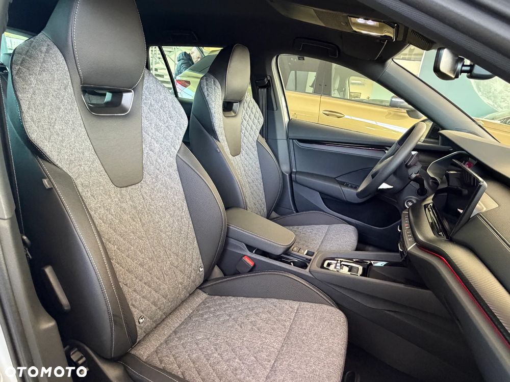 Skoda Octavia 2.0 TSI Sportline 4x4 DSG - 16