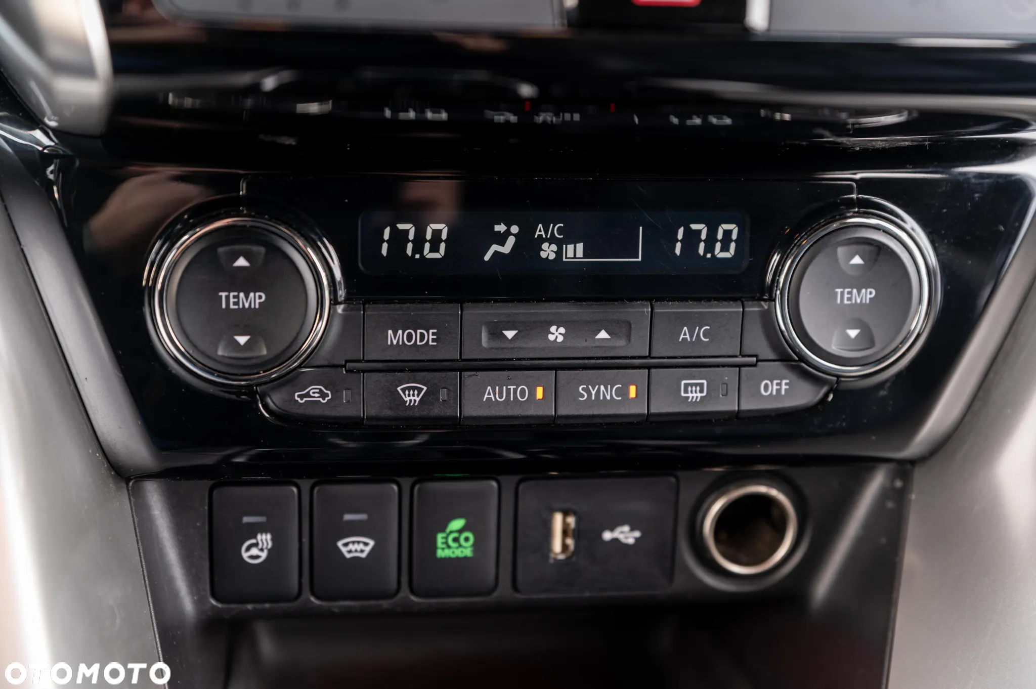 Mitsubishi Eclipse Cross 1.5 T GPF Intense CVT - 37