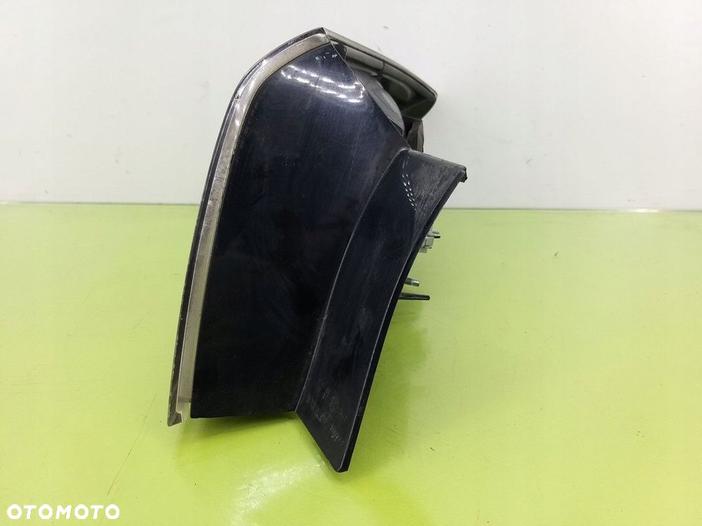 Lampa lewa tylna tył Mazda 3 I HATCHBACK 2003-2006 PRZED LIFT - 7