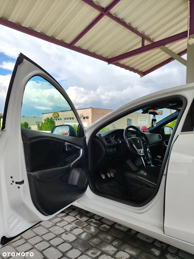 Volvo V40 T2 RDesign - 9