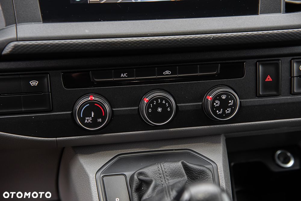 Volkswagen Transporter - 15