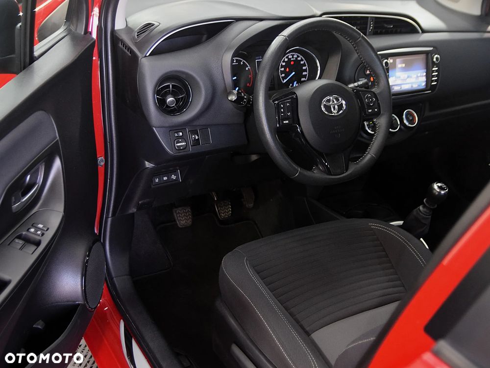Toyota Yaris 1.5 Premium - 15