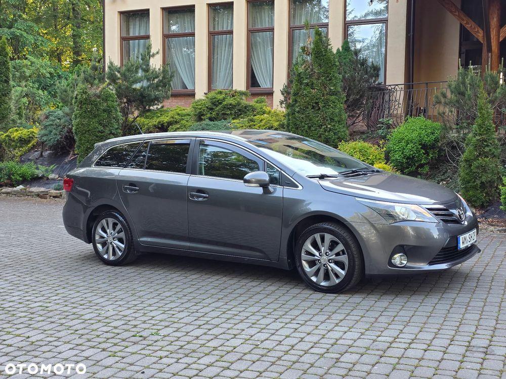 Toyota Avensis 2.0 D-4D Edition - 33