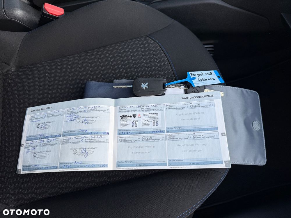 Peugeot 208 1.2 PureTech Style - 21