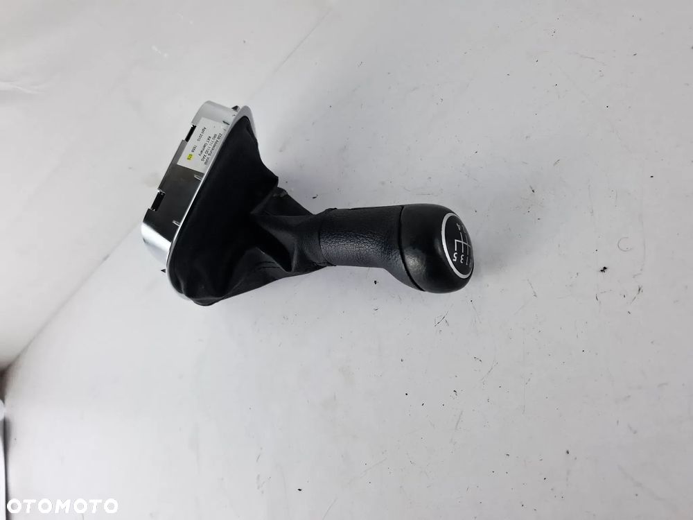 Gałka Mieszek Ramka Lewarka Zmiany Biegów VW Polo 6R 6R0711113D 6R0711456B - 1