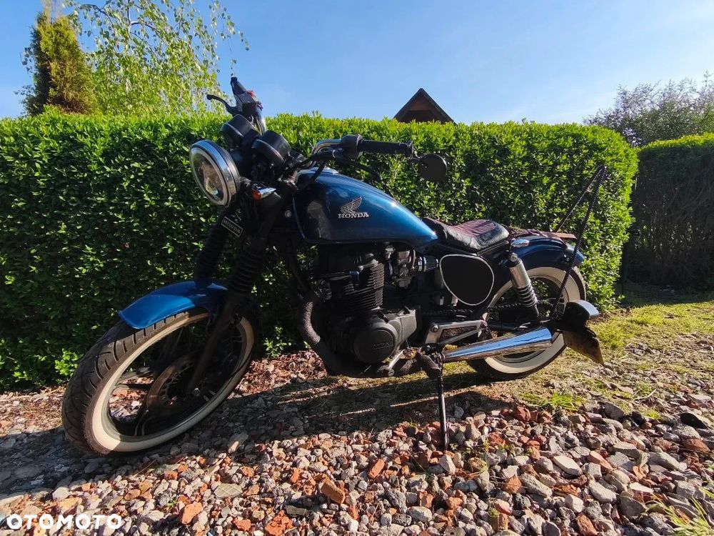 Honda CB - 2
