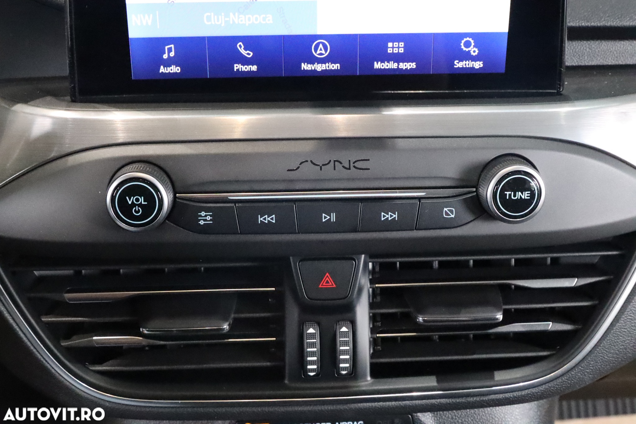 Ford Focus 1.5 EcoBlue Start-Stopp-System TITANIUM - 25