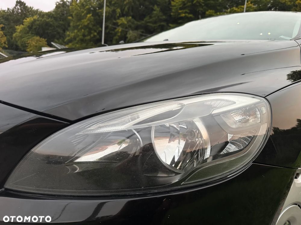 Volvo V40 D2 Drive-E Momentum - 10