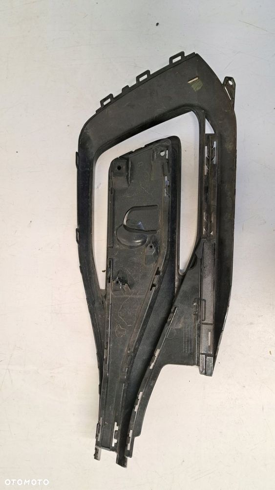 Kratka zderzaka przód prawa VW PAssat B8 LIFT GTE R LINE 19- - 8