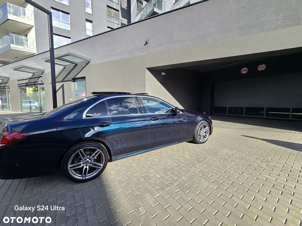 Mercedes-Benz Klasa E 220 d 4-Matic 9G-TRONIC - 5