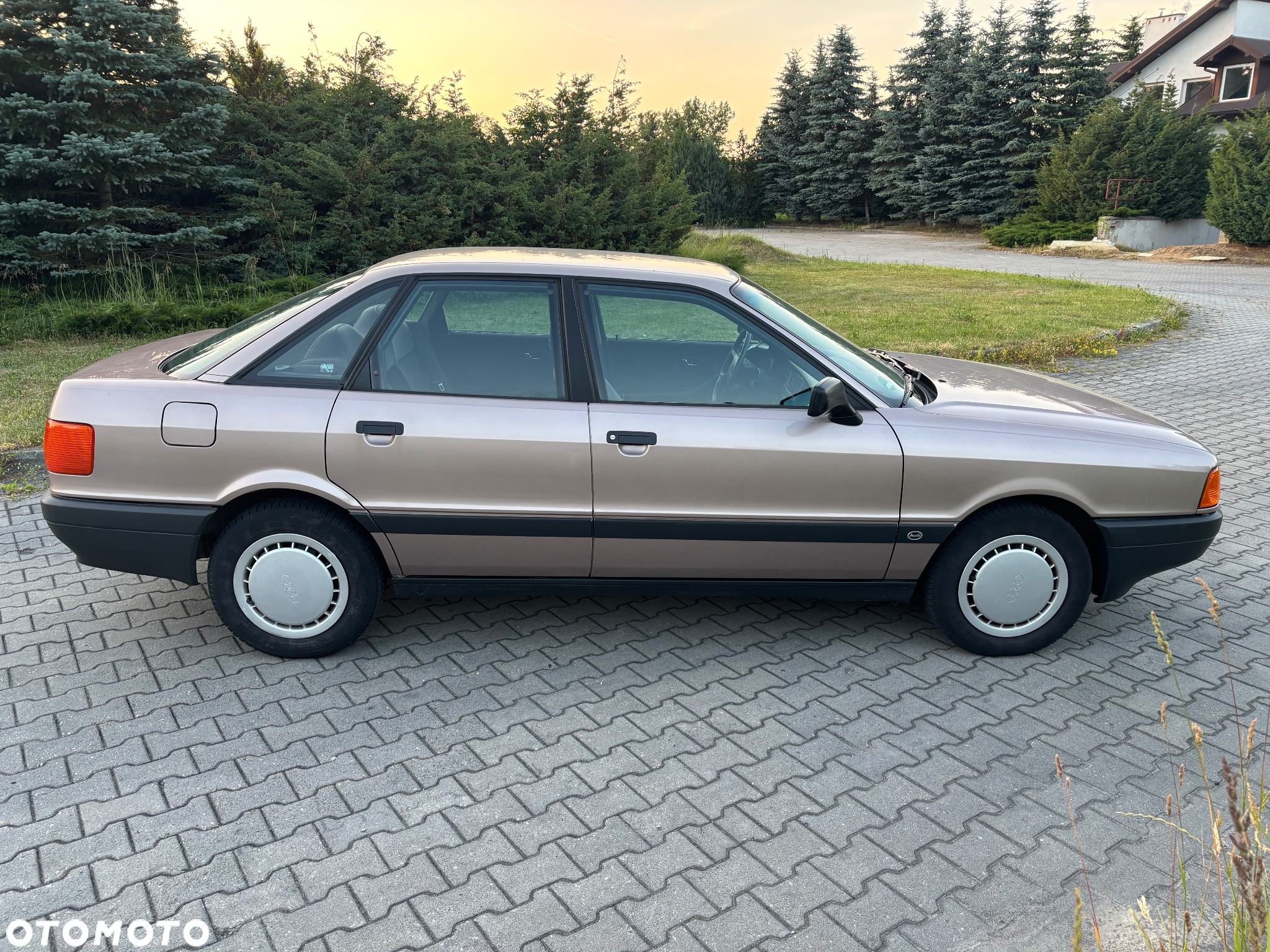 Audi 80 2.0 E - 8