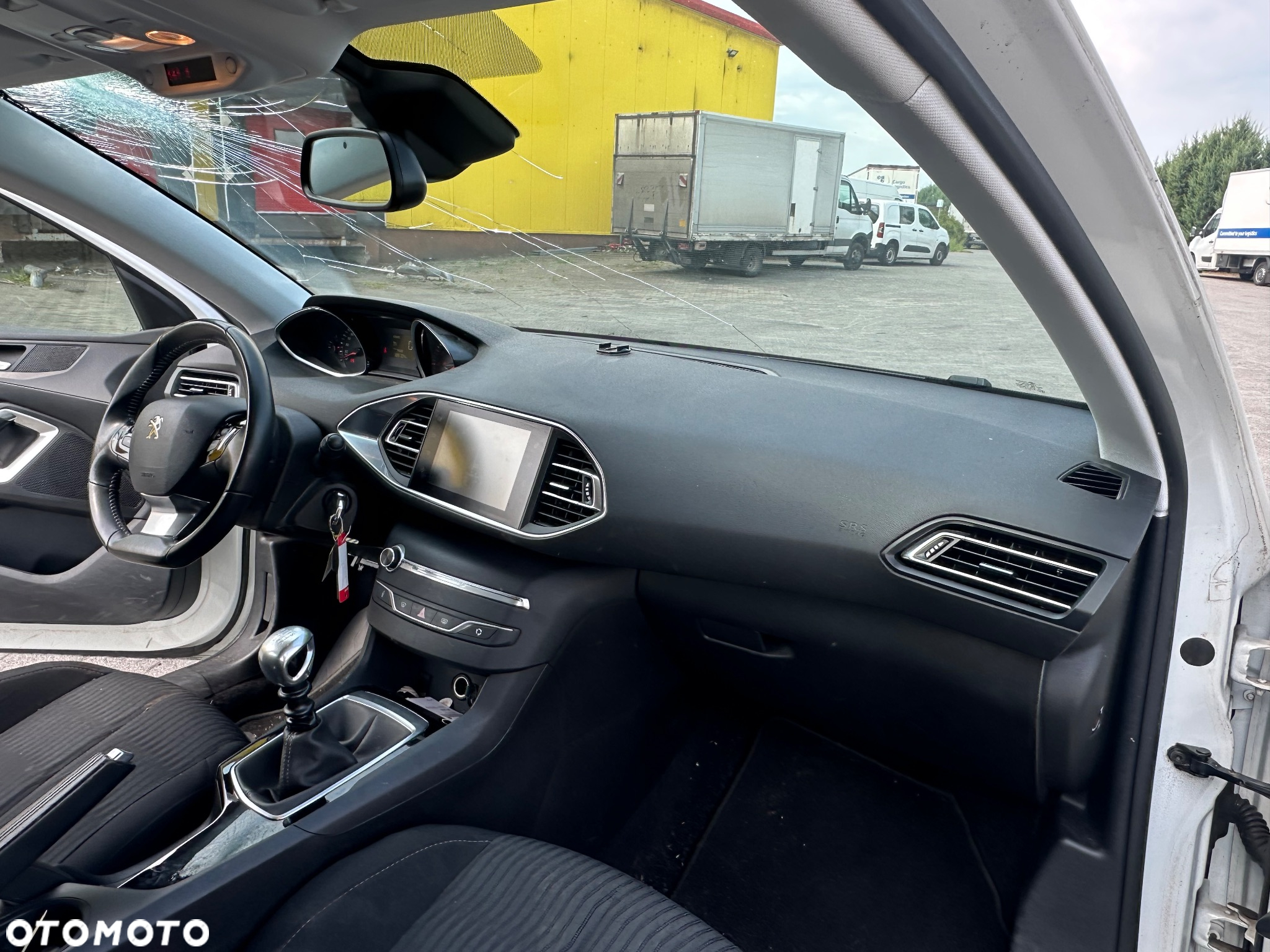 Peugeot 308 - 11