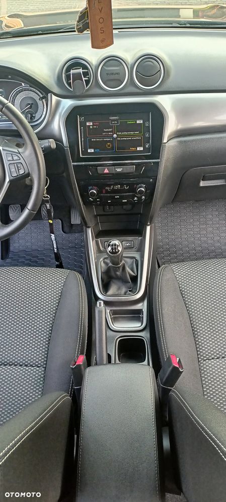 Suzuki Vitara 1.0 Boosterjet Club - 7