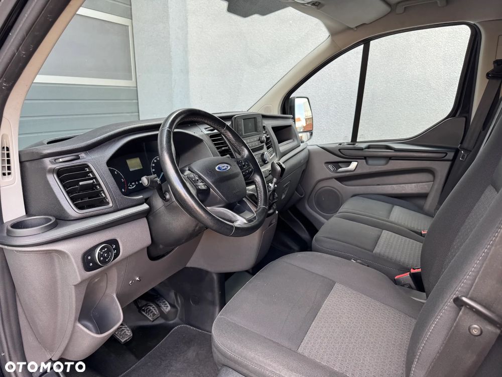 Ford Transit Custom - 19