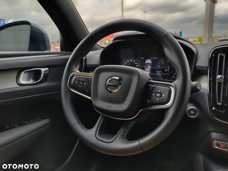 Volvo XC 40 - 21