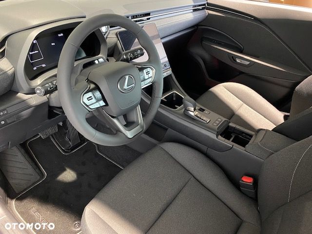 Lexus LBX 1.5 Hybrid - 8