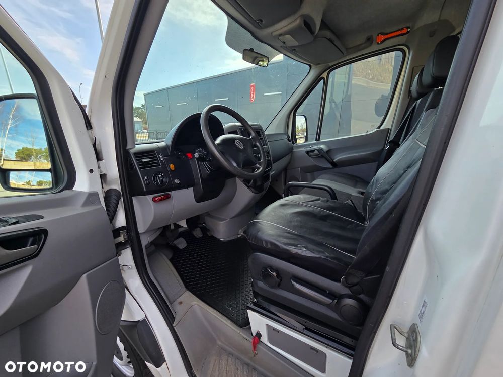 Volkswagen Crafter - 14