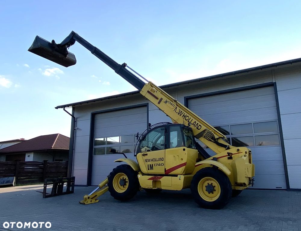 New Holland LM1740 Ładowarka teleskopowa 17m 4T Hydraul poziomowanie SWAY - 3