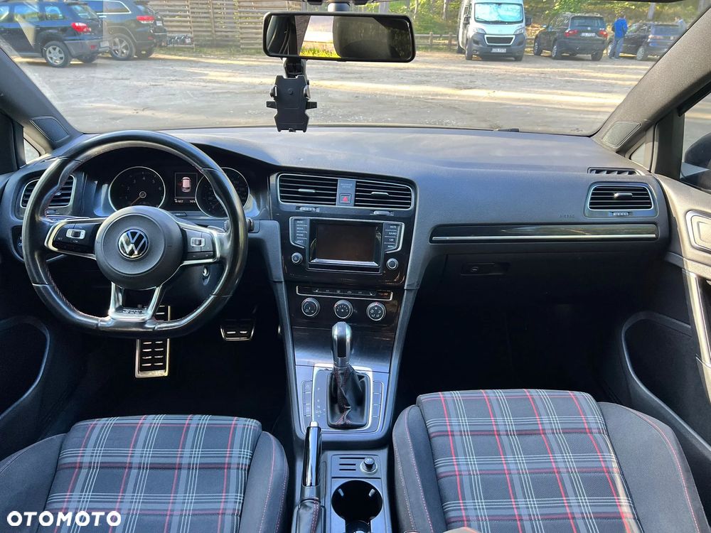 Volkswagen Golf 2.0 TSI BMT GTI DSG - 8