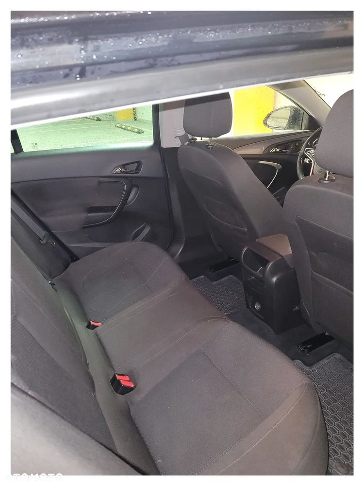Opel Insignia - 9