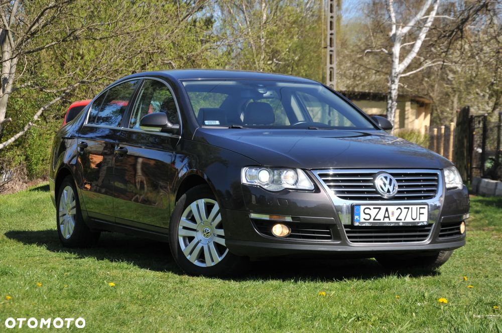 Volkswagen Passat 2.0 TDI DPF Highline - 4