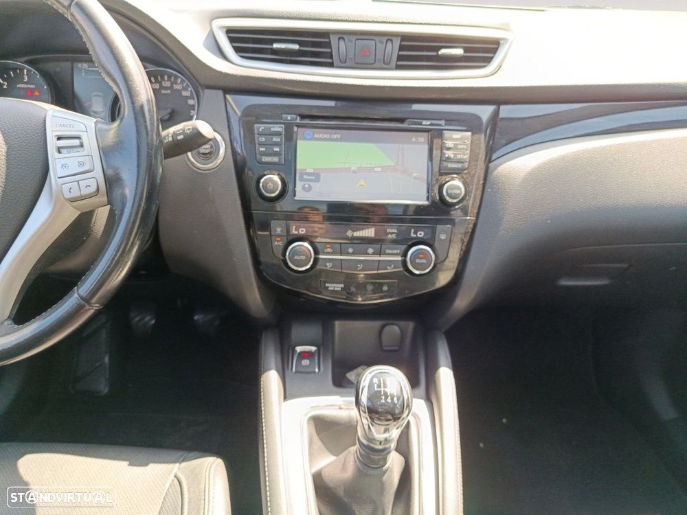 Nissan Qashqai 1.5 dCi Tekna - 11