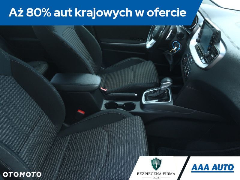 Kia Ceed - 10