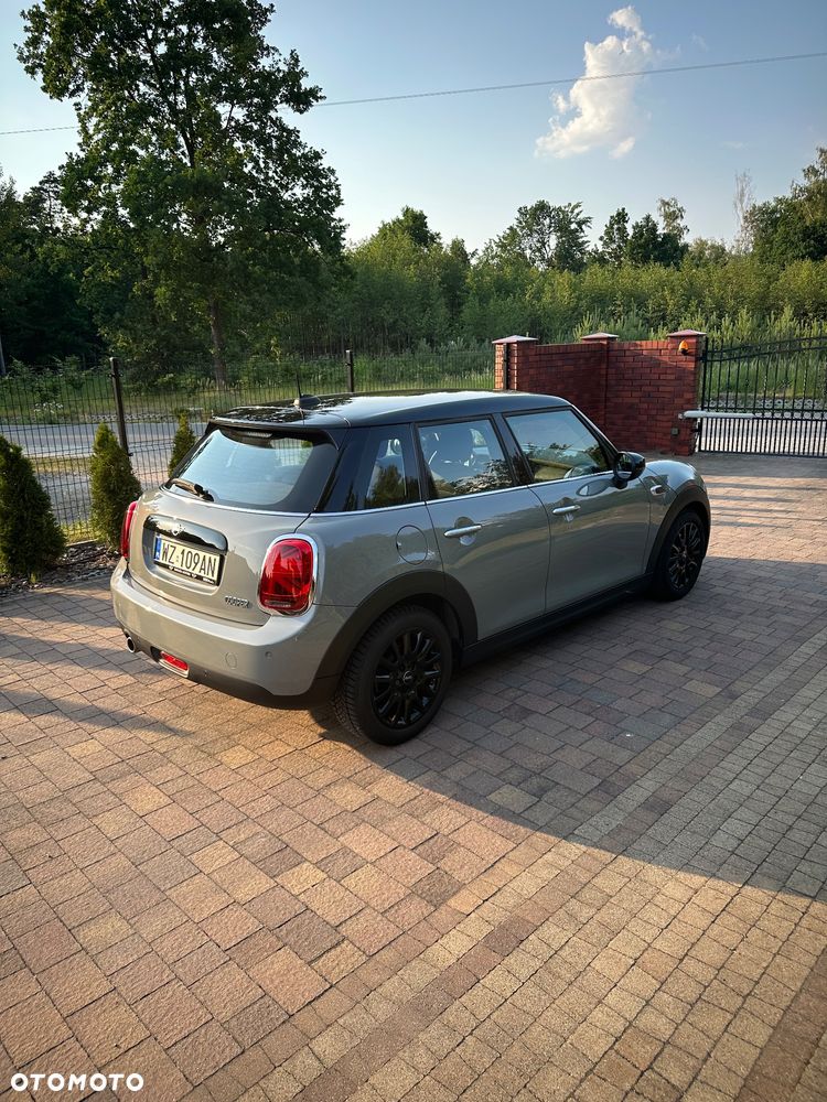 MINI Cooper Standard - 4