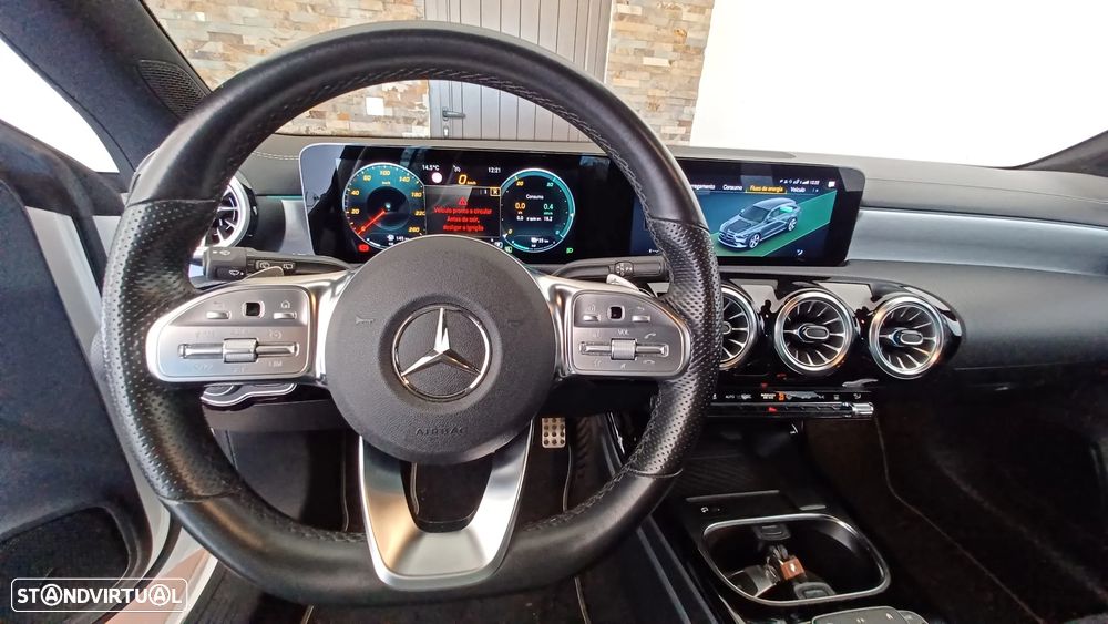 Mercedes-Benz CLA 250 e AMG Line - 17