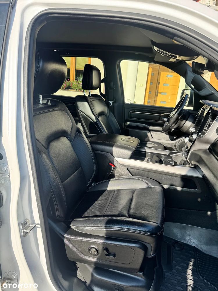 Dodge RAM 1500 5.7 4x4 - 12