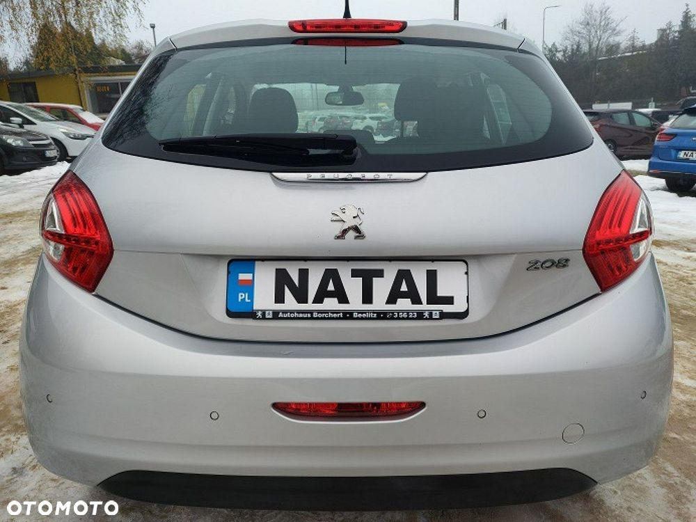 Peugeot 208 - 3