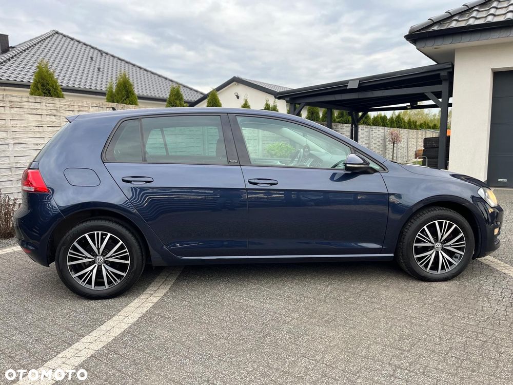 Volkswagen Golf 1.6 TDI BlueMotion Technology Allstar - 17