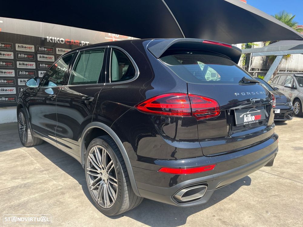 Porsche Cayenne Standard - 6