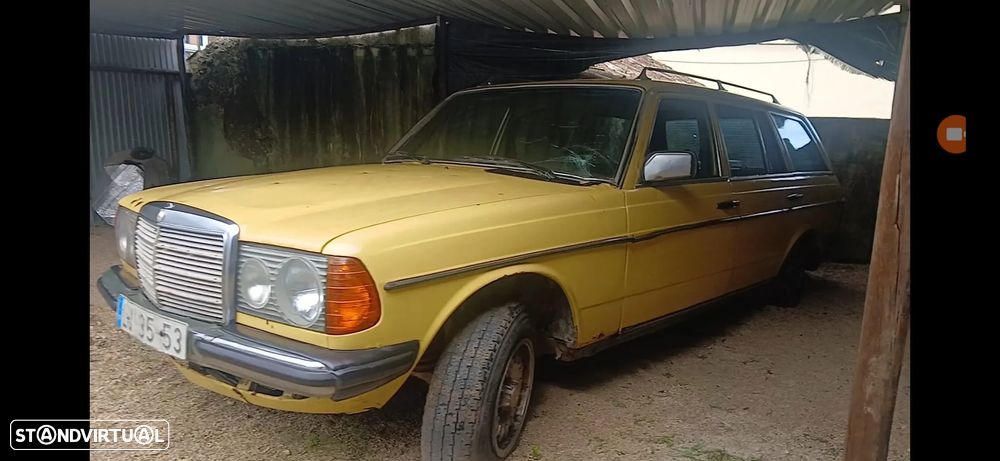 Mercedes-Benz 240