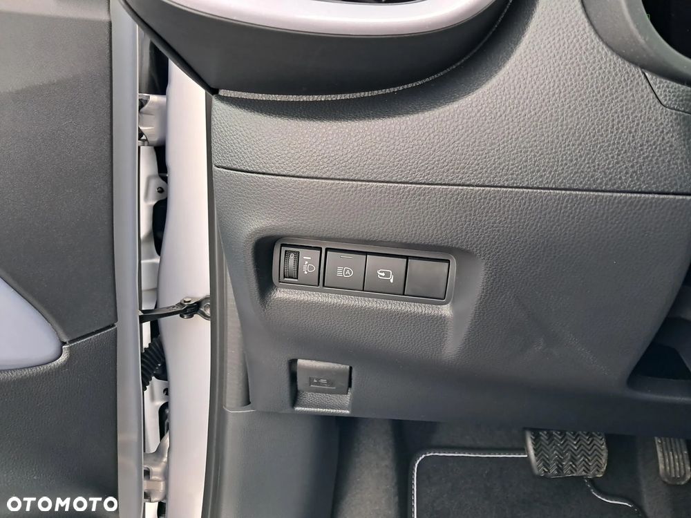 Toyota Aygo X Hybrid 1.5 Style e-CVT - 15