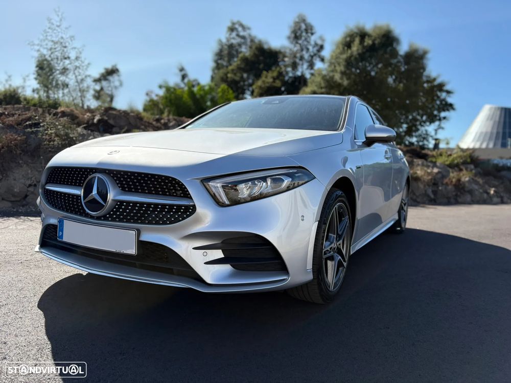 Mercedes-Benz A 250 e AMG Line - 10