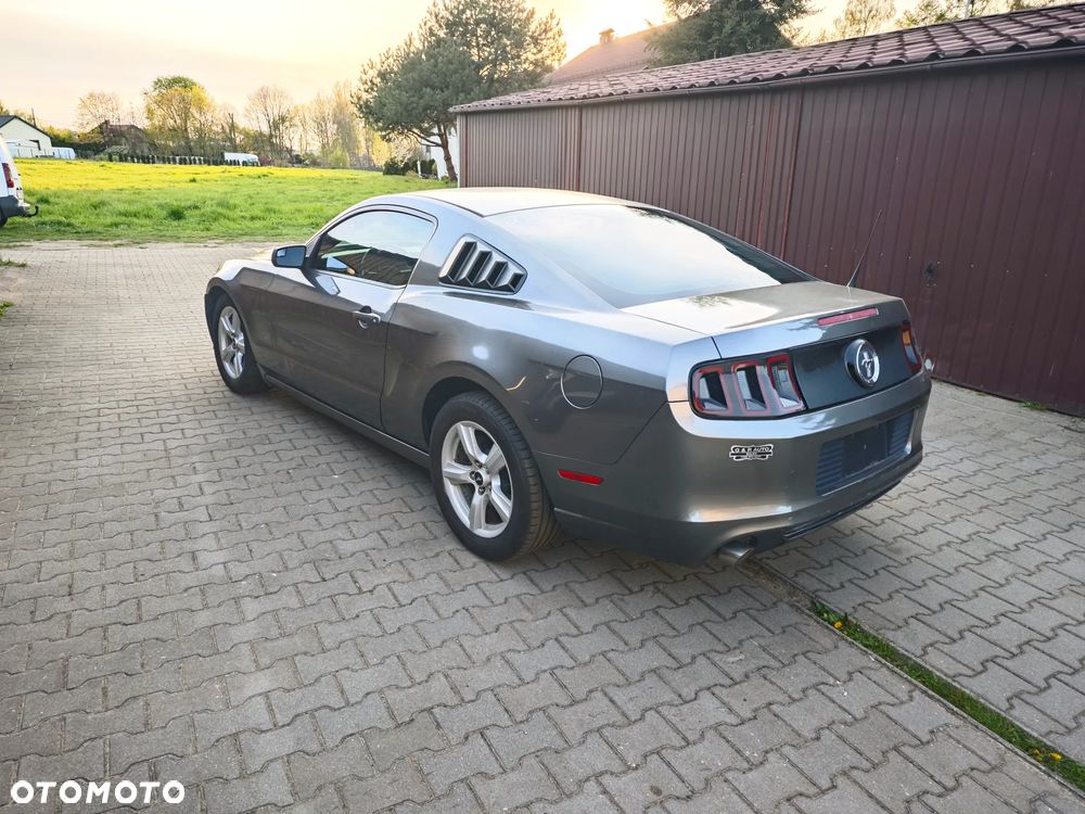 Ford Mustang 3.7 V6 - 5