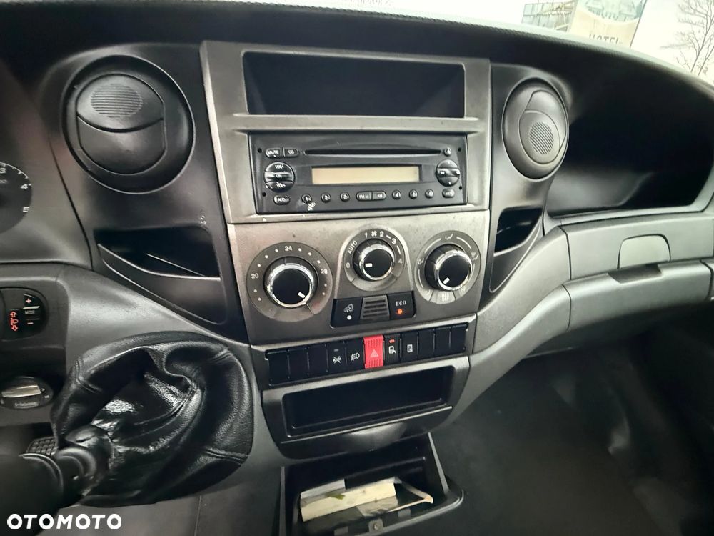 Iveco DAILY - 19