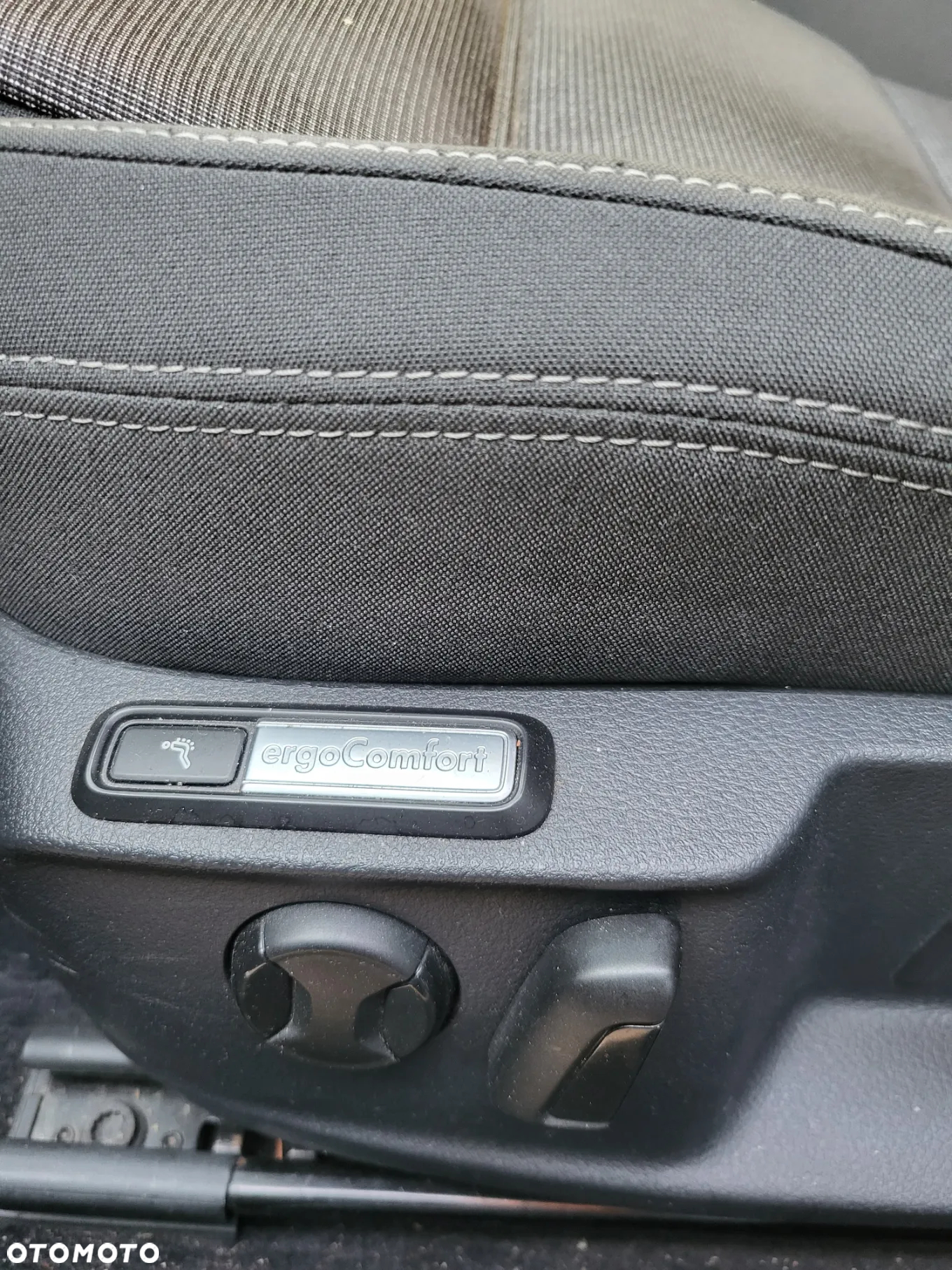 Volkswagen Passat - 11
