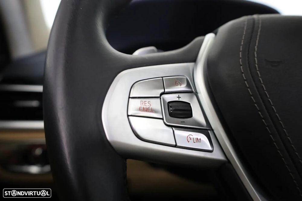 BMW 740 d xDrive Auto - 44