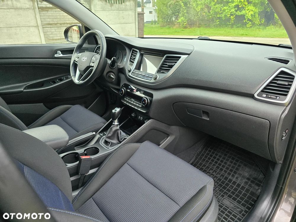 Hyundai Tucson 1.6 GDI BlueDrive Style 2WD - 11