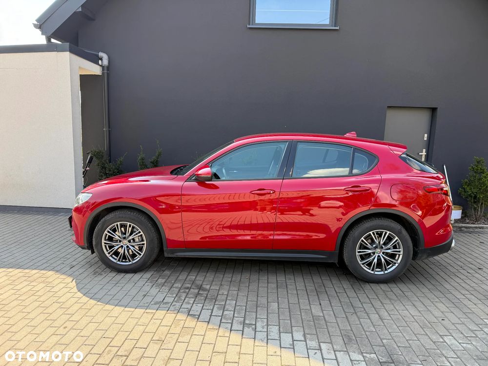 Alfa Romeo Stelvio 2.2 16V AT8 Q4 Business - 6
