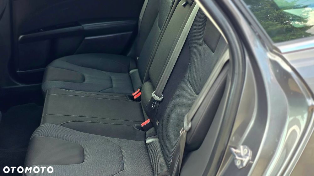 Ford Mondeo 2.0 TDCi Start-Stopp PowerShift-Aut Business Edition - 18