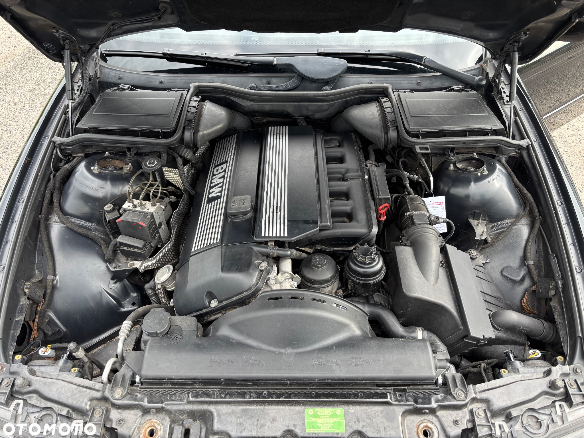 BMW Seria 5 520i - 10