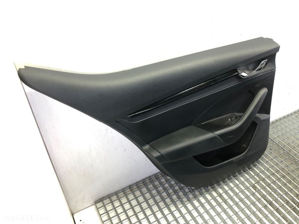 BOCZEK DRZWI TYŁ LEWY TAPICERKA  SKODA OCTAVIA IV (NX3, NN3) 2020 - 2022 1.5 TSI 110 kW [150 KM] - 2